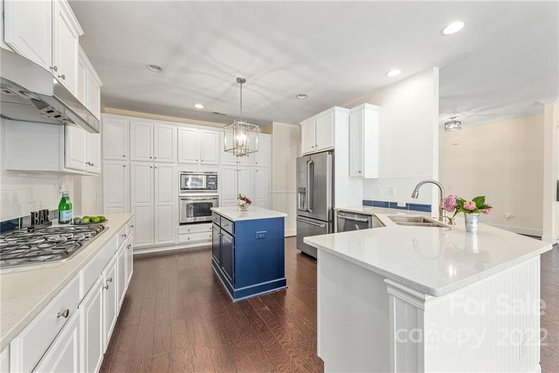 18915 Serenity Point Ln, Cornelius, NC 28031