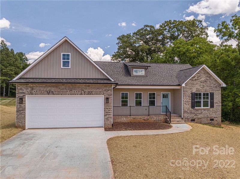 2446 Mintew Cir, Lincolnton, NC 28092
