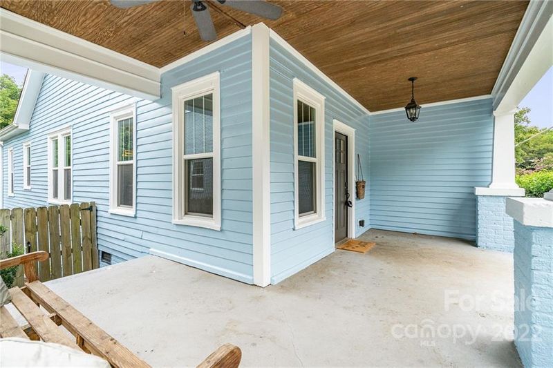 405 Woodvale Pl, Charlotte, NC 28208