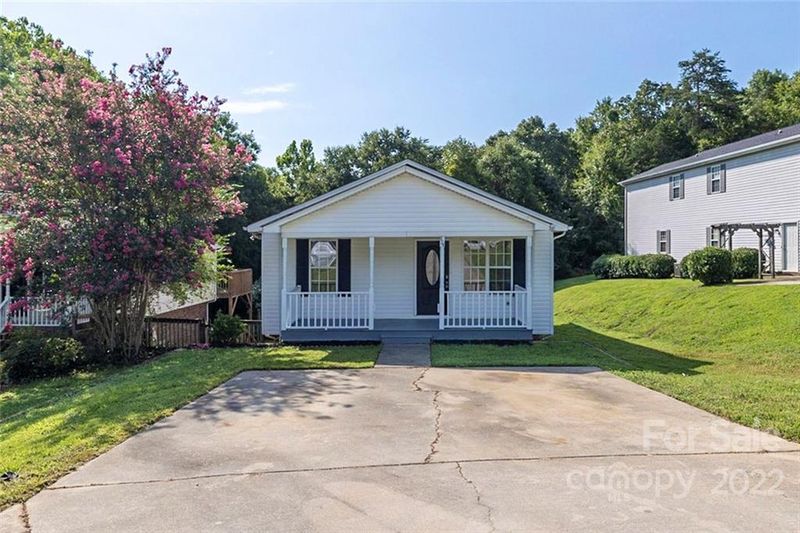 974 Braxton Dr, Concord, NC 28025