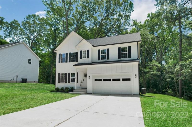408 Liberty St, Lincolnton, NC 28092