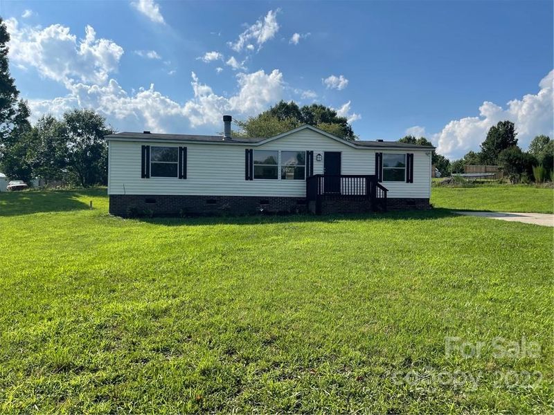 4106 Olga St, Dallas, NC 28034
