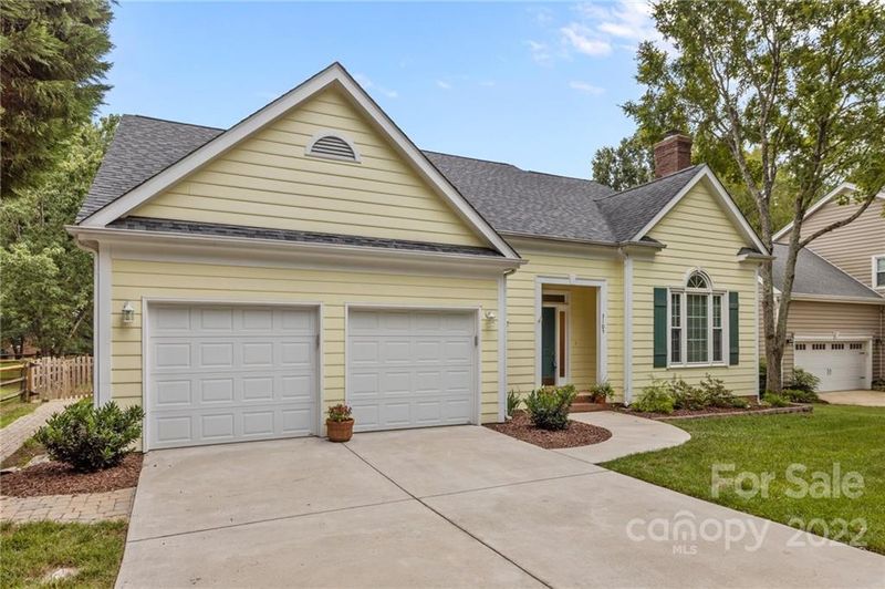 3105 Fieldpointe Ln, Charlotte, NC 28210