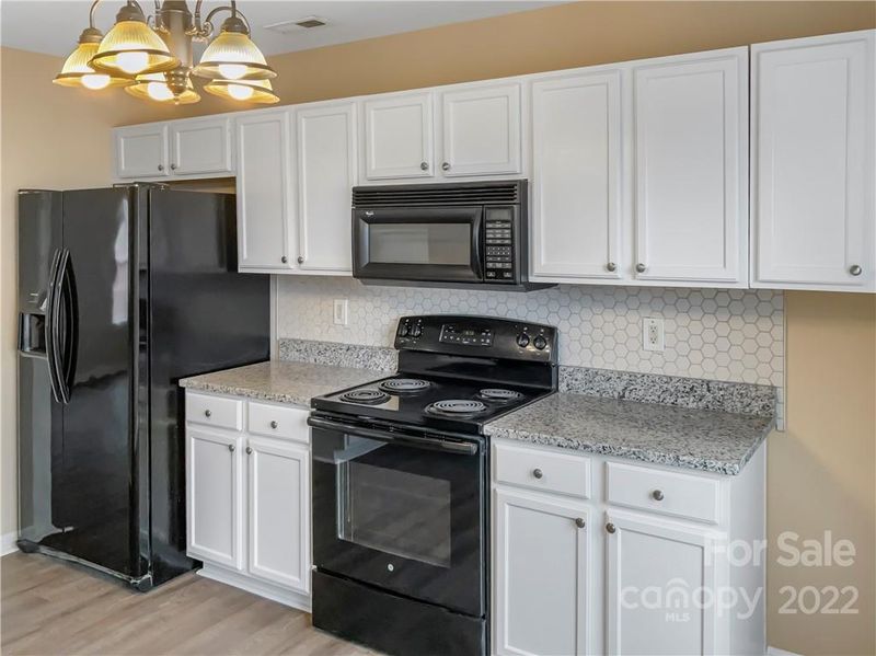 1701 Eagles Landing Dr, Charlotte, NC 28214