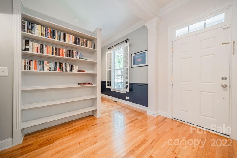 323 Ohenry Ave, Davidson, NC 28036