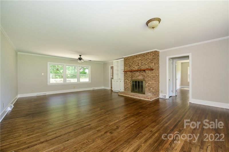 302 Faculty Dr, Wingate, NC 28174