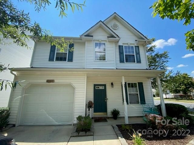 12031 Royal Castle Ct, Charlotte, NC 28277
