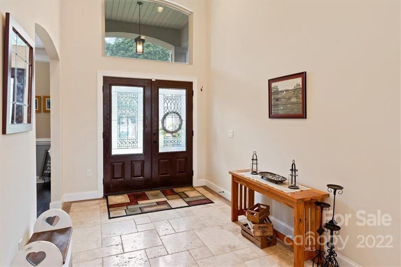 1756 White Water Ct, Hickory, NC 28602