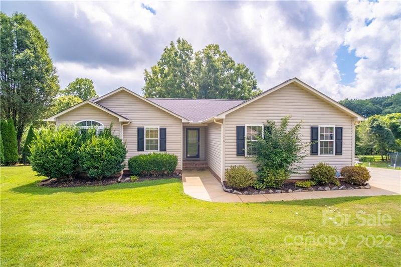 146 Mount Zion Dr, Statesville, NC 28625