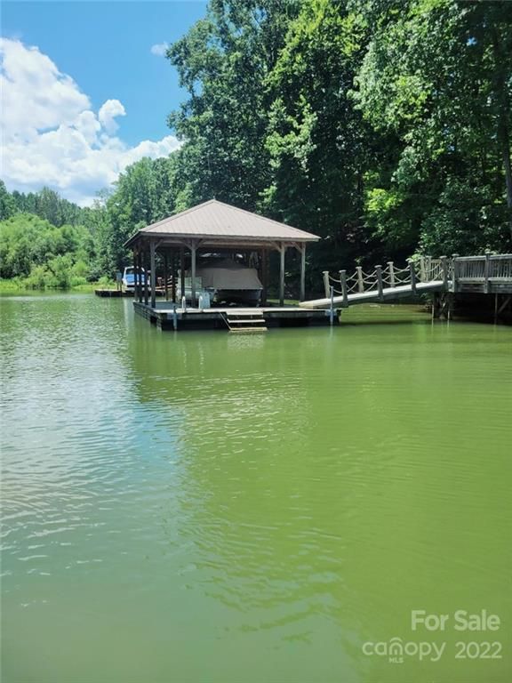 7325 Webbs Chapel Cove Ct, Denver, NC 28037