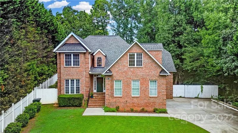 5103 Plantation Ridge Rd, Charlotte, NC 28214