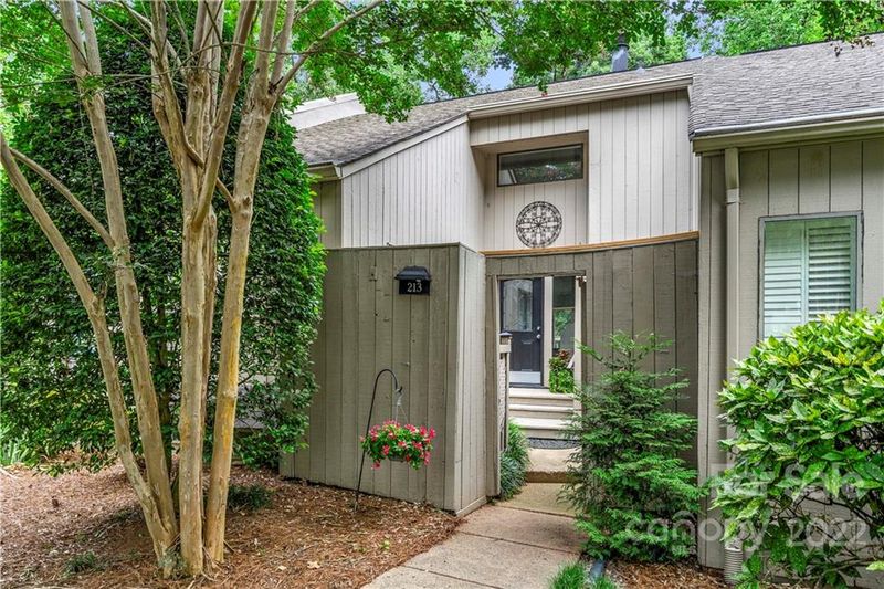 213 Riverview Ter, Lake Wylie, SC 29710