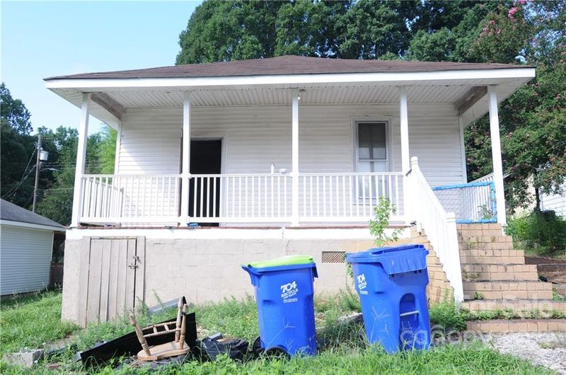 1869 Arrowood Ln, Lincolnton, NC 28092