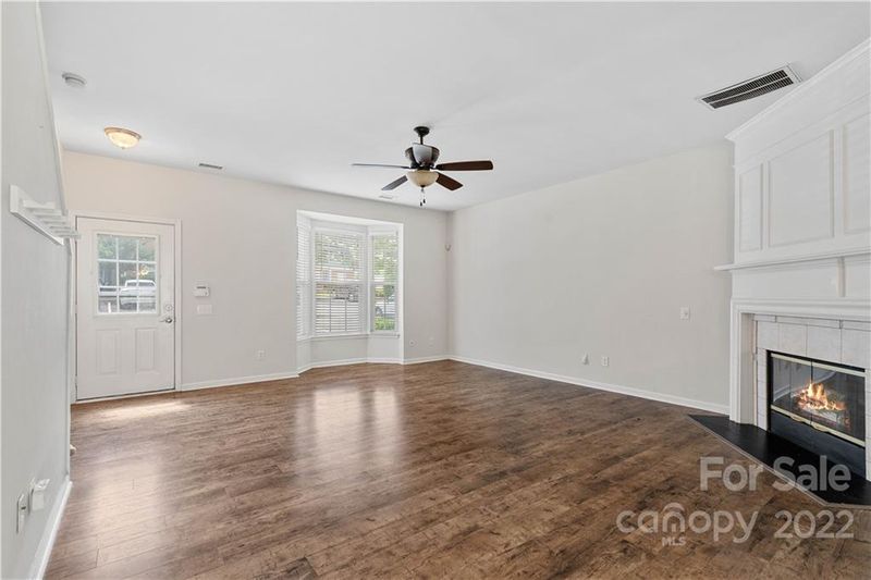 6975 Rothchild Dr, Charlotte, NC 28270