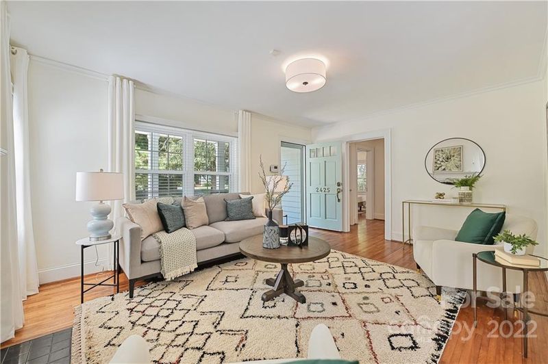 2425 Chesterfield Ave, Charlotte, NC 28205