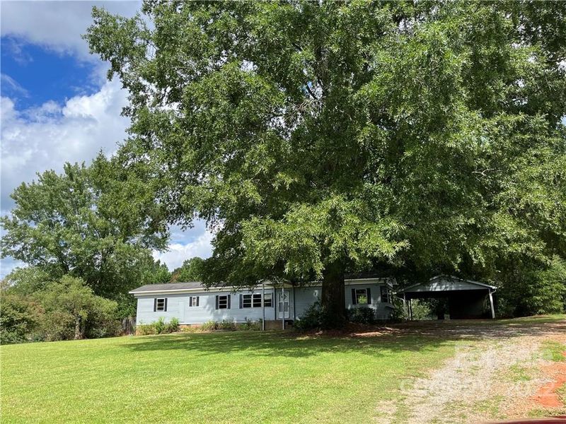 6288 Valwood Rd, Conover, NC 28613