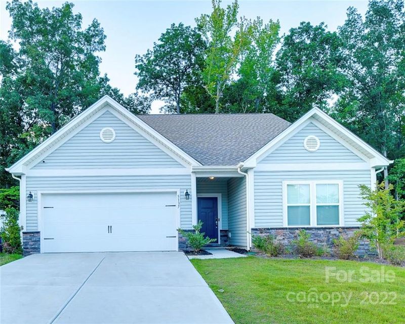 5137 Saddleback Dr #159, Mount Holly, NC 28120