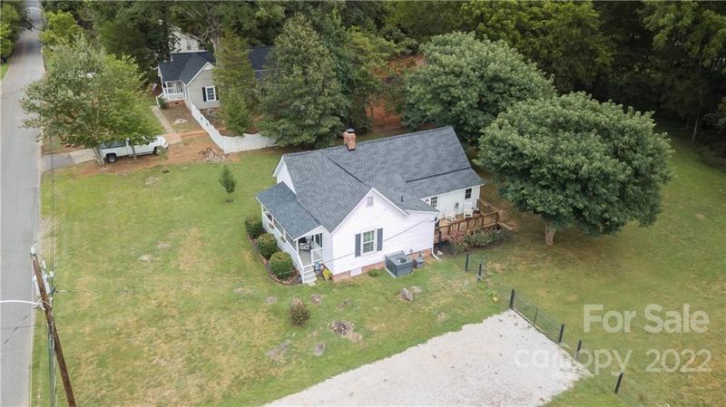 22 Seventh St, York, SC 29745