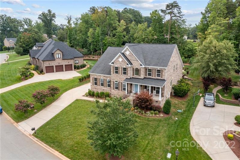 8012 Norman Pointe Dr, Denver, NC 28037