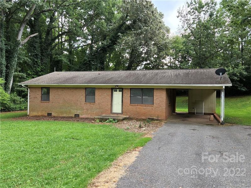 118 Stallings Rd, Iron Station, NC 28080