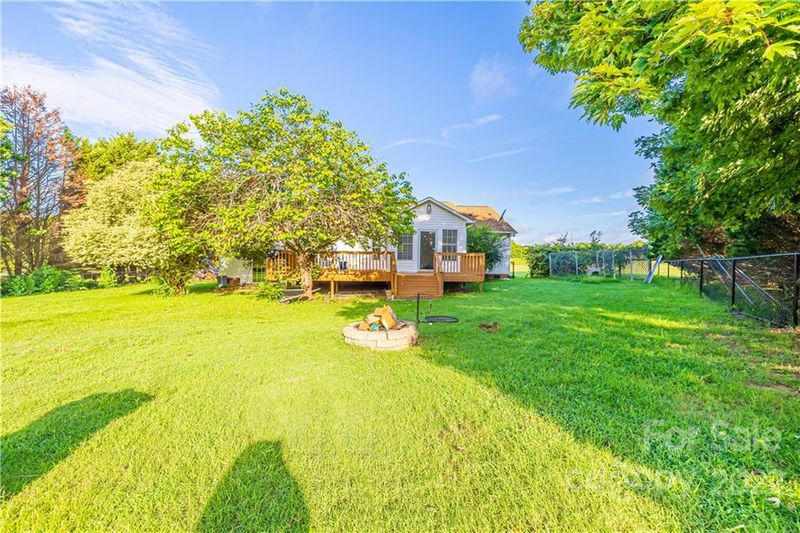 350 Lowrys Rd, Mcconnells, SC 29726