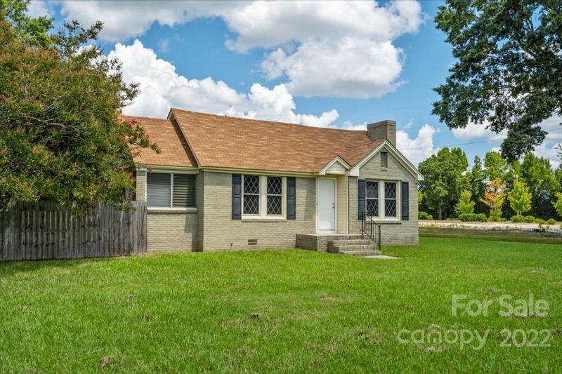 3135 Flat Creek Rd, Lancaster, SC 29720