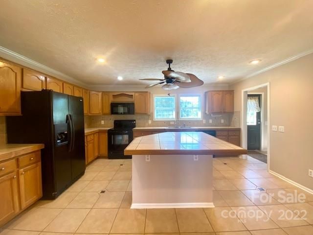 2247 Templeton Rd, Clover, SC 29710