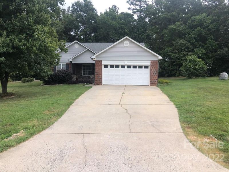 2802 Gourdvine Dr, Marshville, NC 28103