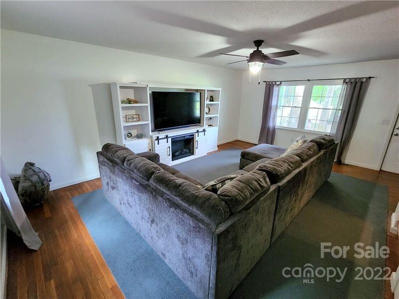 1482 John Chapman Rd, Lincolnton, NC 28092