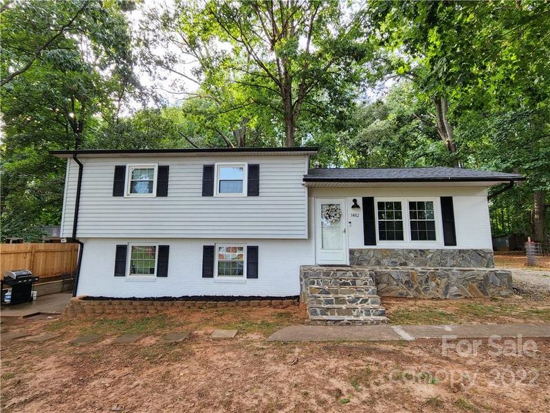 1482 John Chapman Rd, Lincolnton, NC 28092