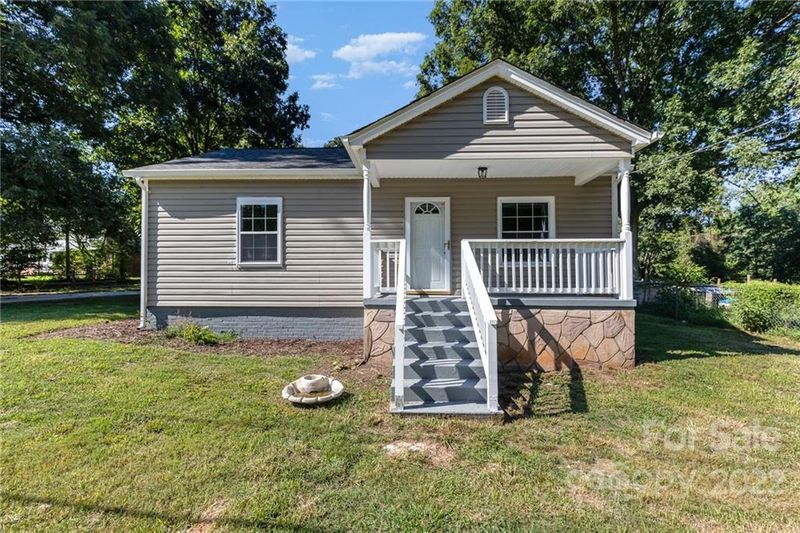 603 Blacksnake Rd, Stanley, NC 28164