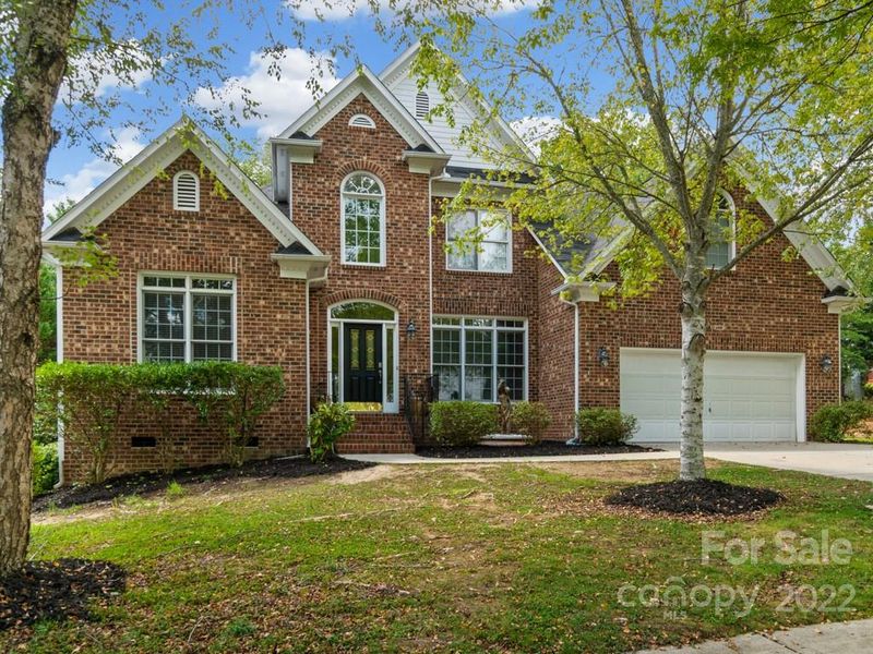 3077 River Bend Dr, Tega Cay, SC 29708
