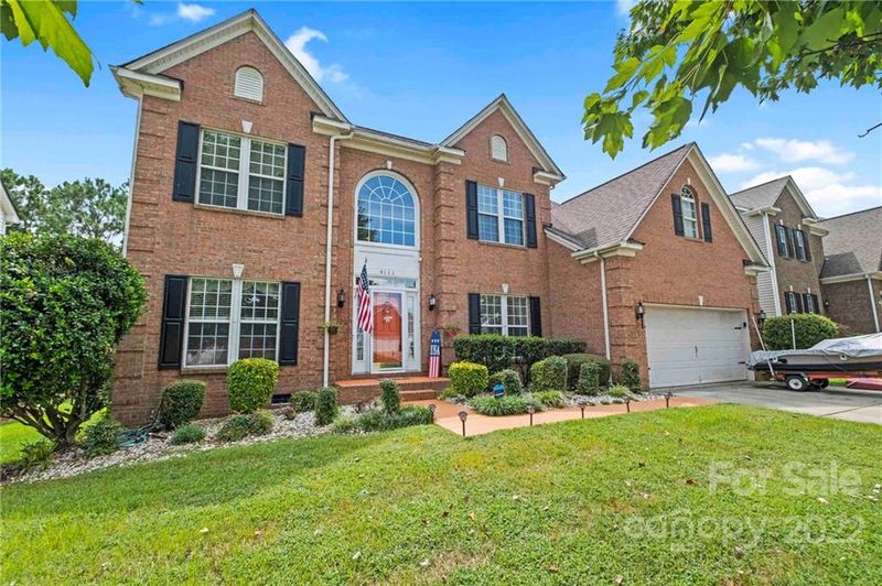 4111 Meadowview Hills Dr, Charlotte, NC 28269