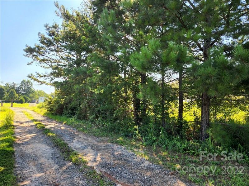 5294 B J Dr, Conover, NC 28613