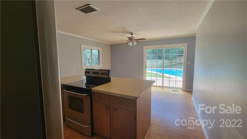 587 Mirawood Trl NE, Concord, NC 28025