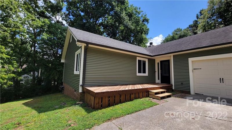 587 Mirawood Trl NE, Concord, NC 28025