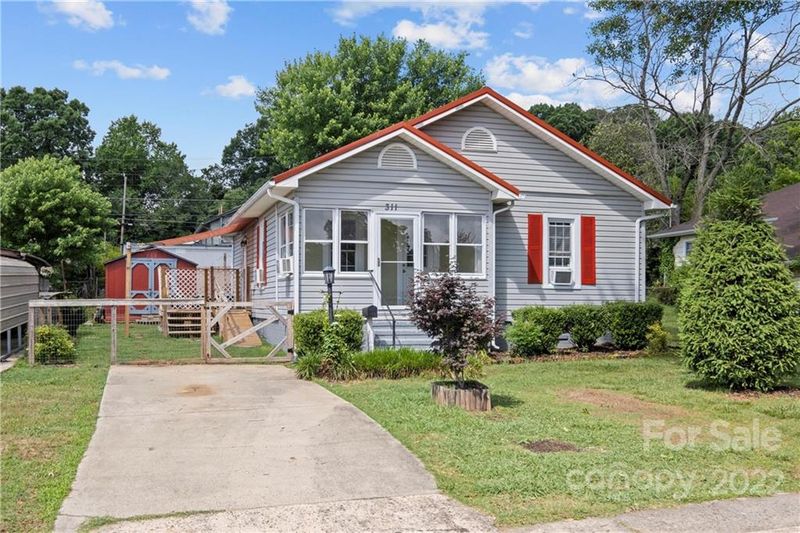 311 Mayflower Ave, Cramerton, NC 28032