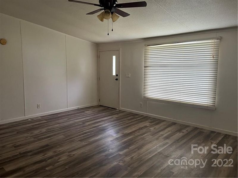 5626 American Way, Denver, NC 28037