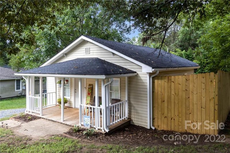 605 Gibson Dr, Concord, NC 28025