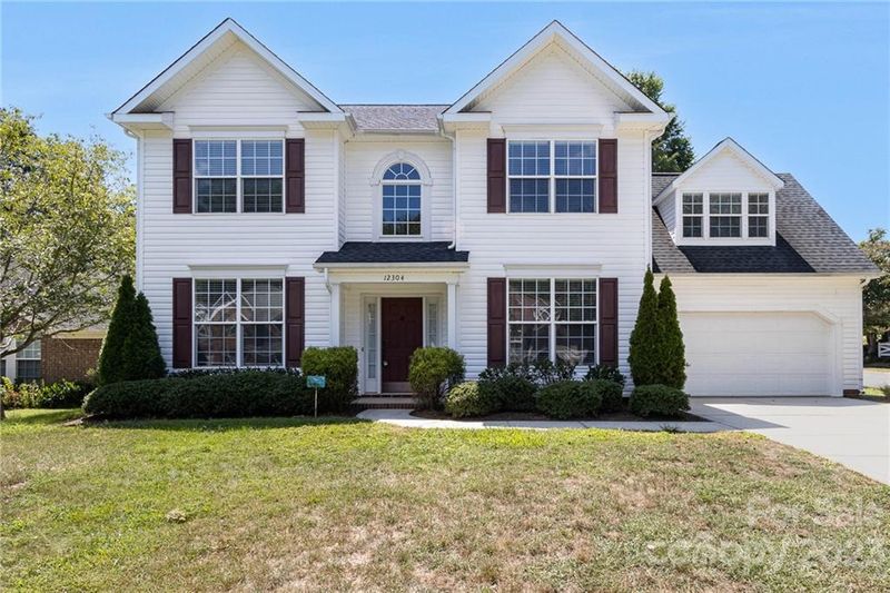 12304 Creektree Ct, Charlotte, NC 28278