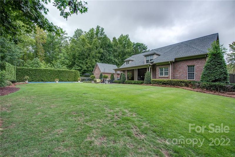 912 Ramsgate Dr, Gastonia, NC 28056