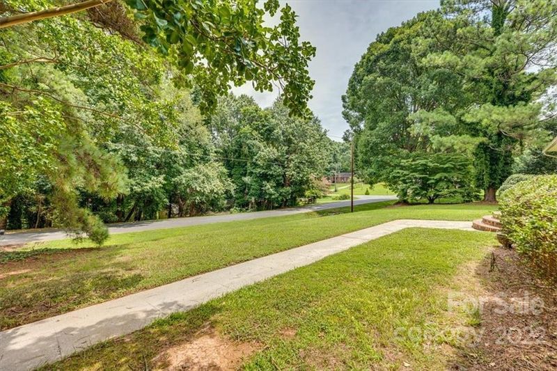 4918 Melissa Ln, Mint Hill, NC 28227