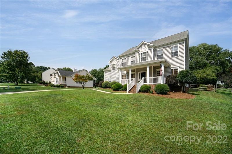 122 Summerbrook Ln, Mooresville, NC 28117