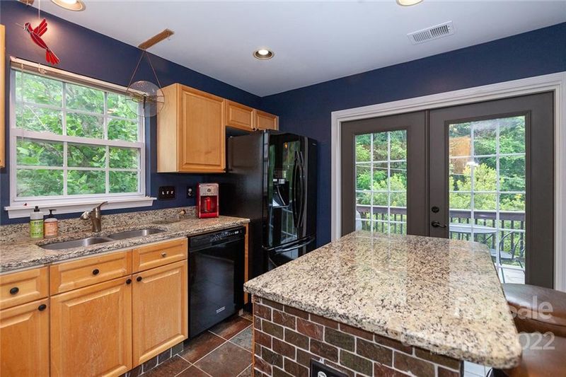 701 Mountainwater Dr, Charlotte, NC 28262