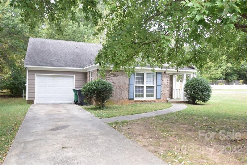 4321 Morington Ln, Charlotte, NC 28227
