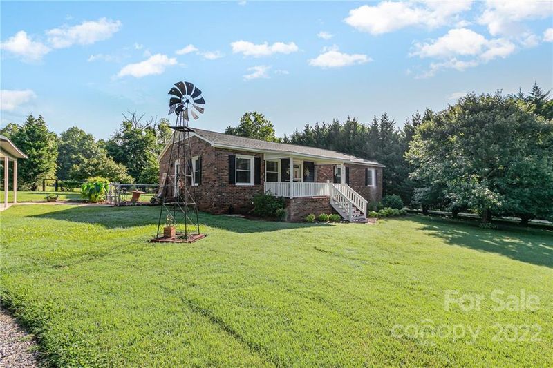 222 Houpe Rd, Statesville, NC 28625