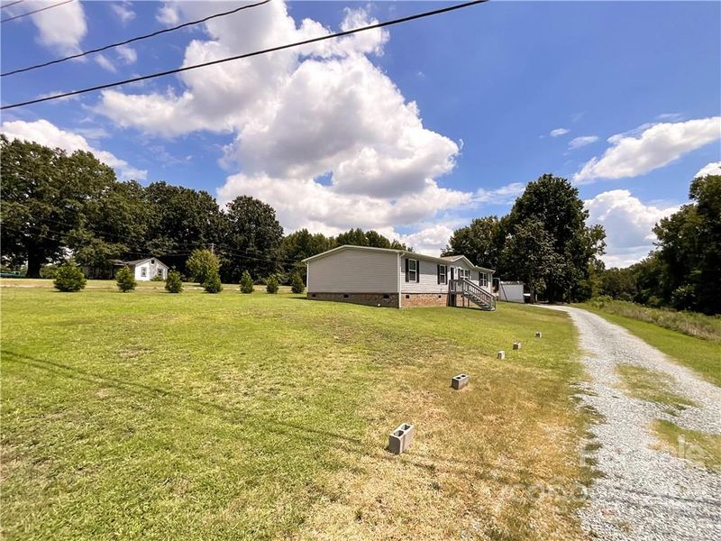 1404 Rocky River Rd, Monroe, NC 28110
