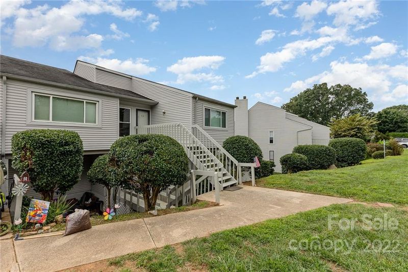 1050 21st Ave #41, Hickory, NC 28601