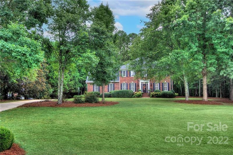 5007 Cambridge Oaks Dr, Matthews, NC 28104