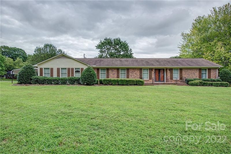 101 Ridge Ave, Clover, SC 29710